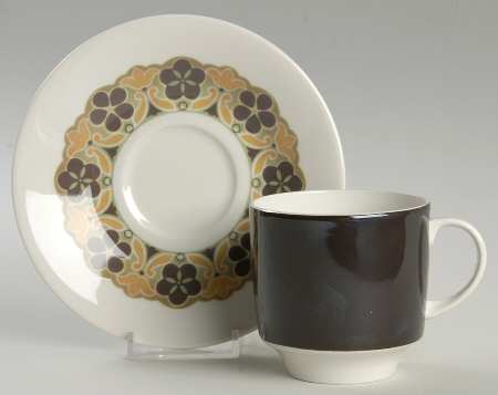Segovia Flat Cup & Saucer Set