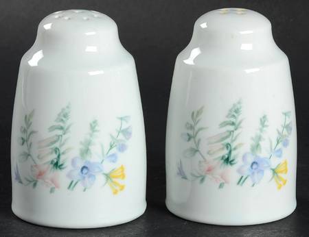 Shady Lane Salt & Pepper Set