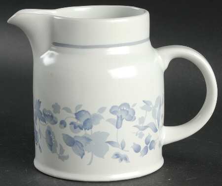 Shadow Play Creamer