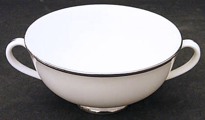 Signet Footed Cream Soup Bowl