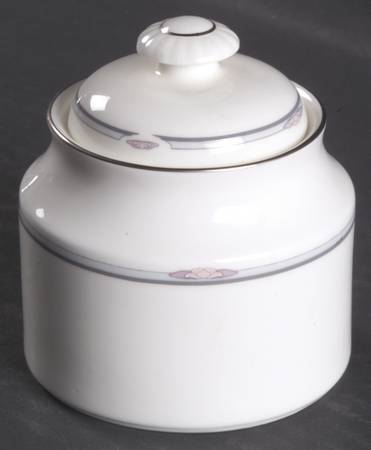 Simplicity Sugar Bowl & Lid