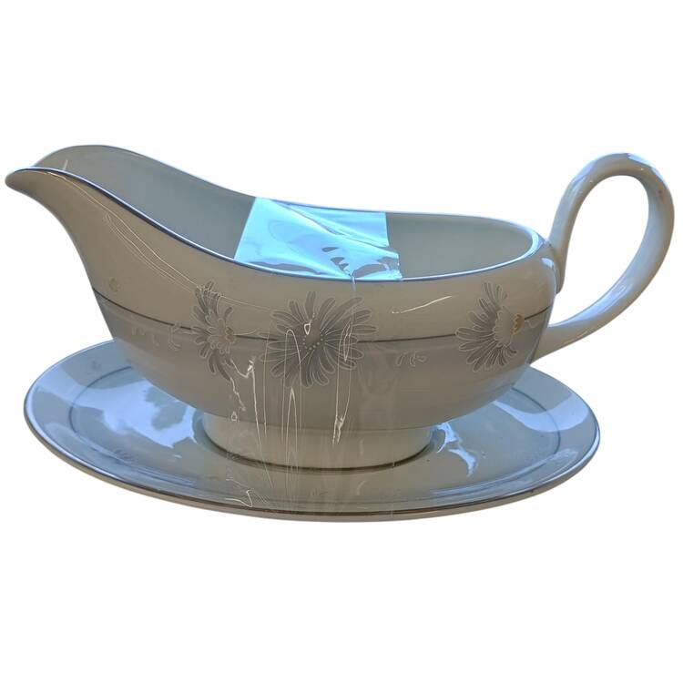 Sonata Gravy Boat & Underplate
