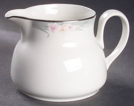 Sophistication Creamer