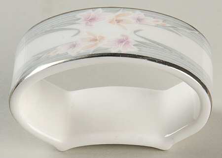 Sophistication Napkin Ring