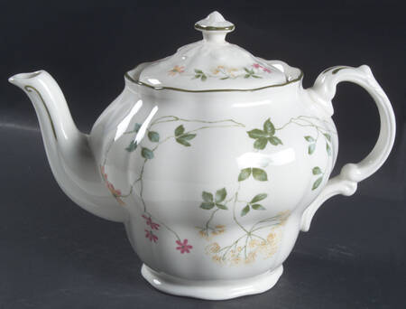Southdown Teapot & Lid
