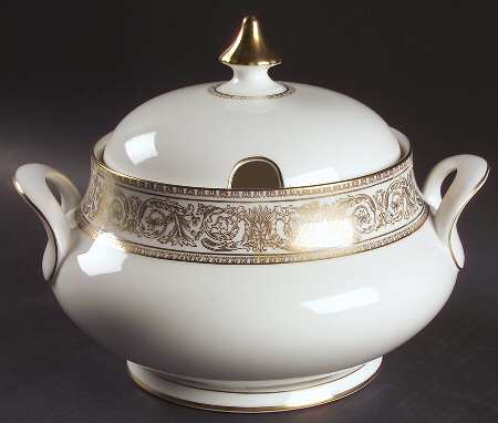 Sovereign (Gold Scroll and Leaf Rim) Tureen &  Lid