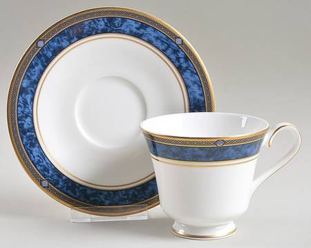 Stanwyck Footed Cup & Saucer Set
