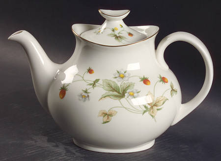Strawberry Cream Teapot & Lid