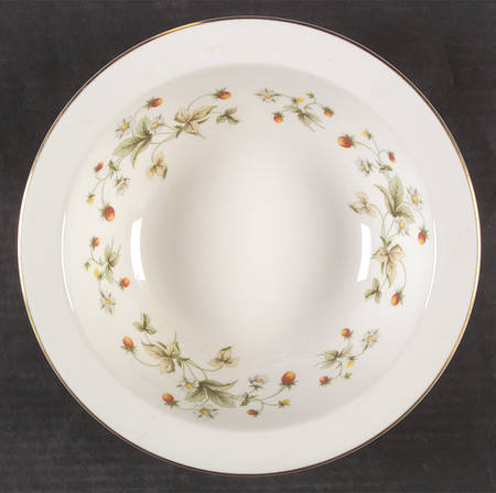 Strawberry Cream 10" Round Vegetable Bowl