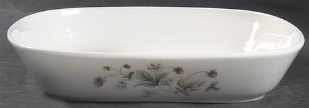 Strawberry Cream Oven-to-Table Roaster