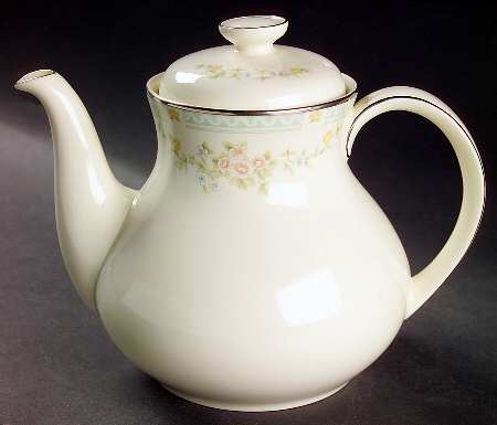 Stephanie Teapot & Lid