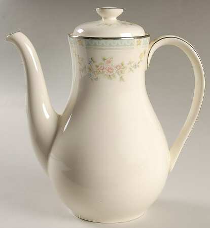 Stephanie Coffee Pot & Lid