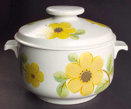 Summer Days 3.5 Quart Round Covered Casserole
