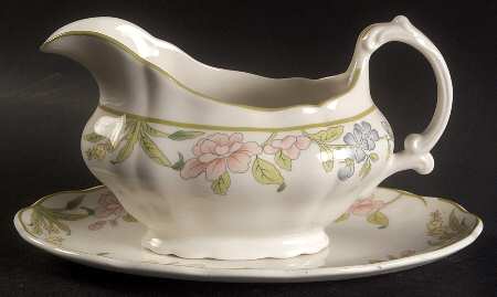 Sudbury Gravy Boat & Underplate/Relish