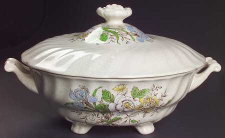 Sutherland Round Covered Vegetable