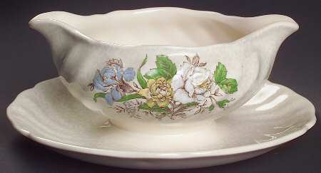 Sutherland Gravy Boat with Attached Underplate