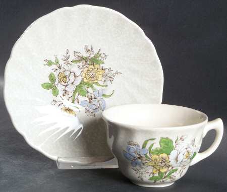 Sutherland Flat Cup & Saucer Set