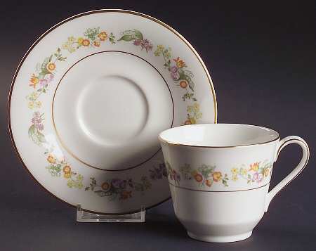 Symphony Flat Cup & Saucer Set
