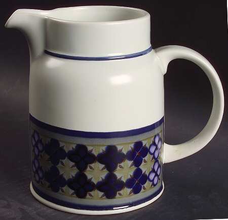 Tangier 32 Oz Pitcher