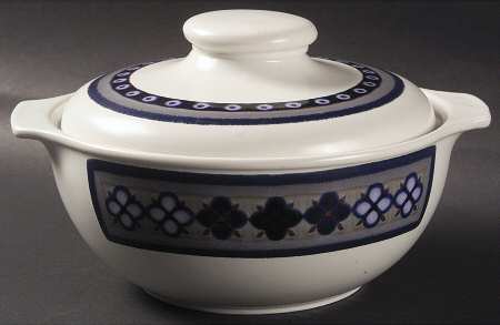 Tangier 1.5 Qt Round Covered Vegetable