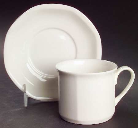 Tangent Flat Cup & Saucer Set