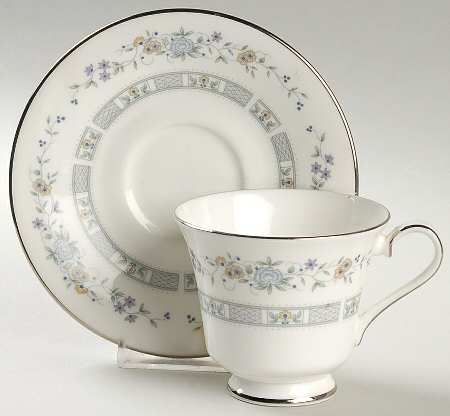 Tara Footed Cup & Saucer Set