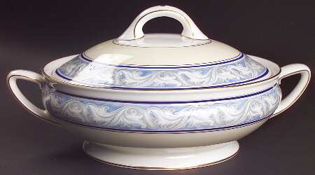 The Tewkesbury Round Covered Vegetable