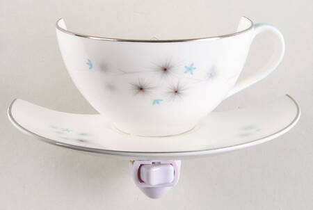Thistledown 4 3/8"-4 5/8" Night Light/Cup & Saucer HC