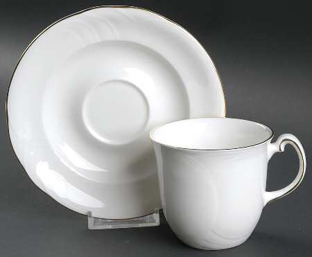 Tiara Flat Cup & Saucer Set
