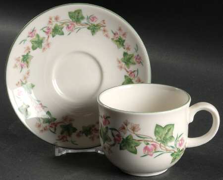 Tiverton Flat Cup & Saucer Set