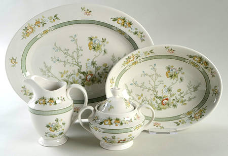 Tonkin 5 Piece Hostess Set
