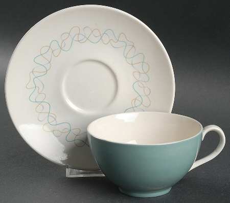 Tracery Oversized Cup & Saucer Set