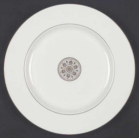 Trent Salad Plate