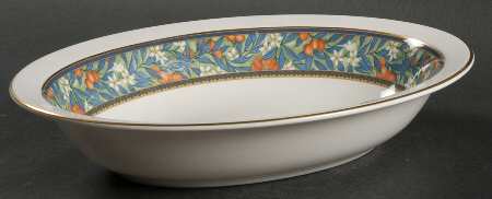 Tudor Grove 10" Oval Vegetable Bowl