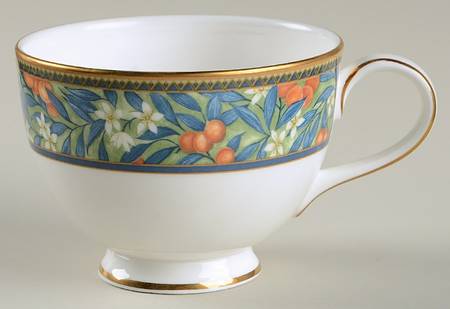 Tudor Grove Footed Cup