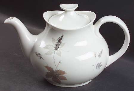 Tumbling Leaves Teapot & Lid
