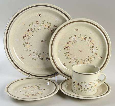 Uplands 5 Piece Place Setting