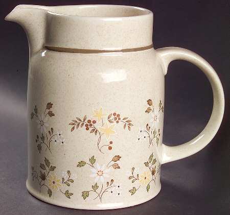 Uplands 32 Oz Pitcher