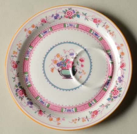 Urn Plate for Dessert Plate & Cup Set