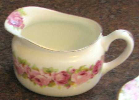 V1503 Creamer