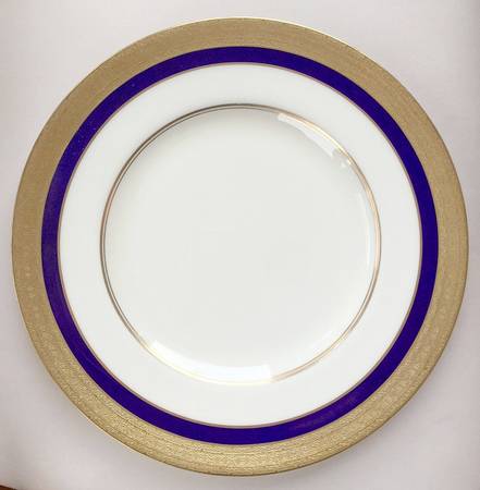 V3 by Royal Doulton