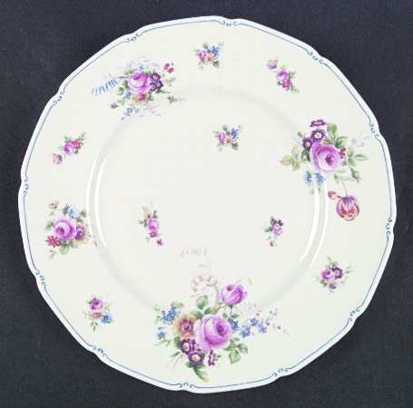 V335 by Royal Doulton