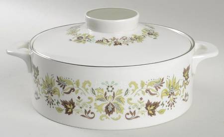 Vanity Fair 1.5 Qt Round Covered Casserole