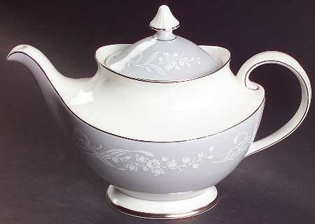 Valleyfield Teapot & Lid