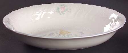 Valencia 9" Oval Vegetable Bowl