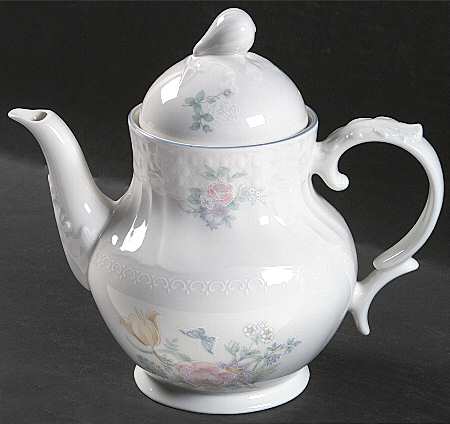 Valencia Teapot & Lid