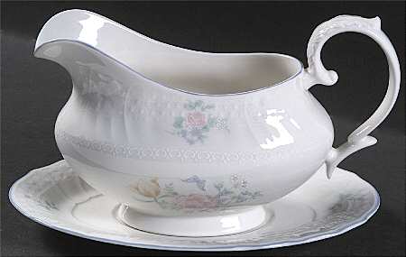 Valencia Gravy Boat & Underplate by Royal Doulton