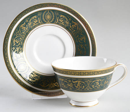 Vanborough Green Footed Cup & Saucer Set