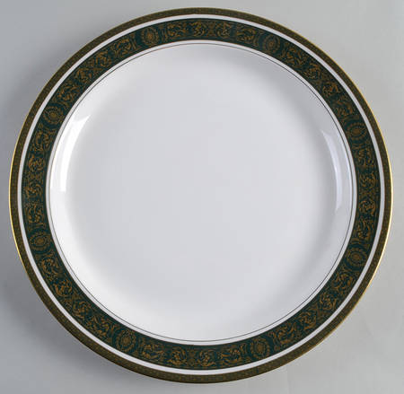 Vanborough Green 13" Chop Plate (Round Platter)
