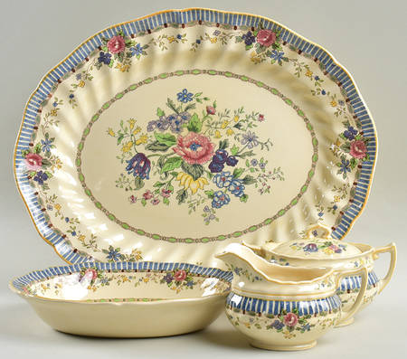 The Vernon 5 Piece Hostess Set